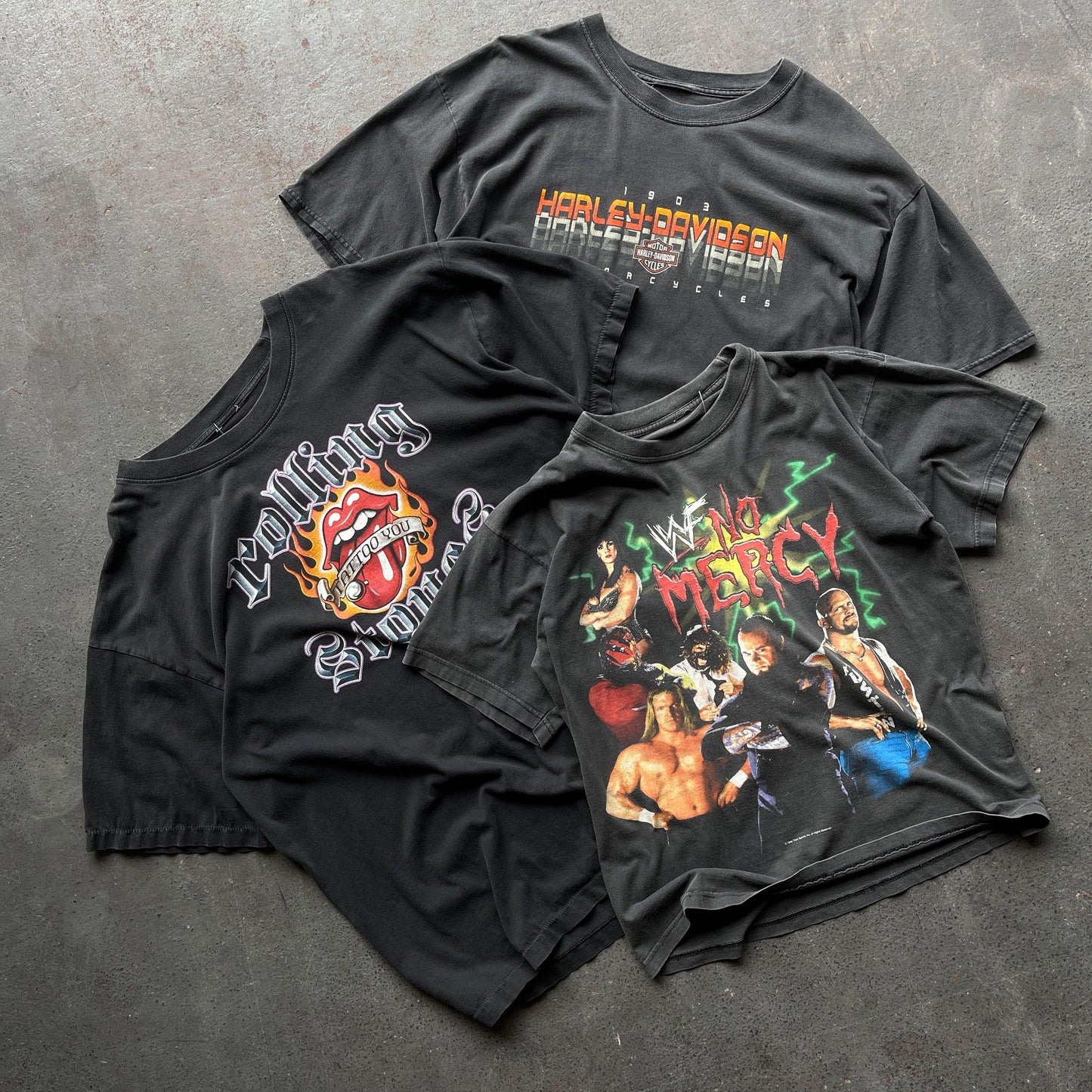 BLACK GRAPHIC T-SHIRT VINTAGE BOX - 3 PIECE - The Vintage Box Company