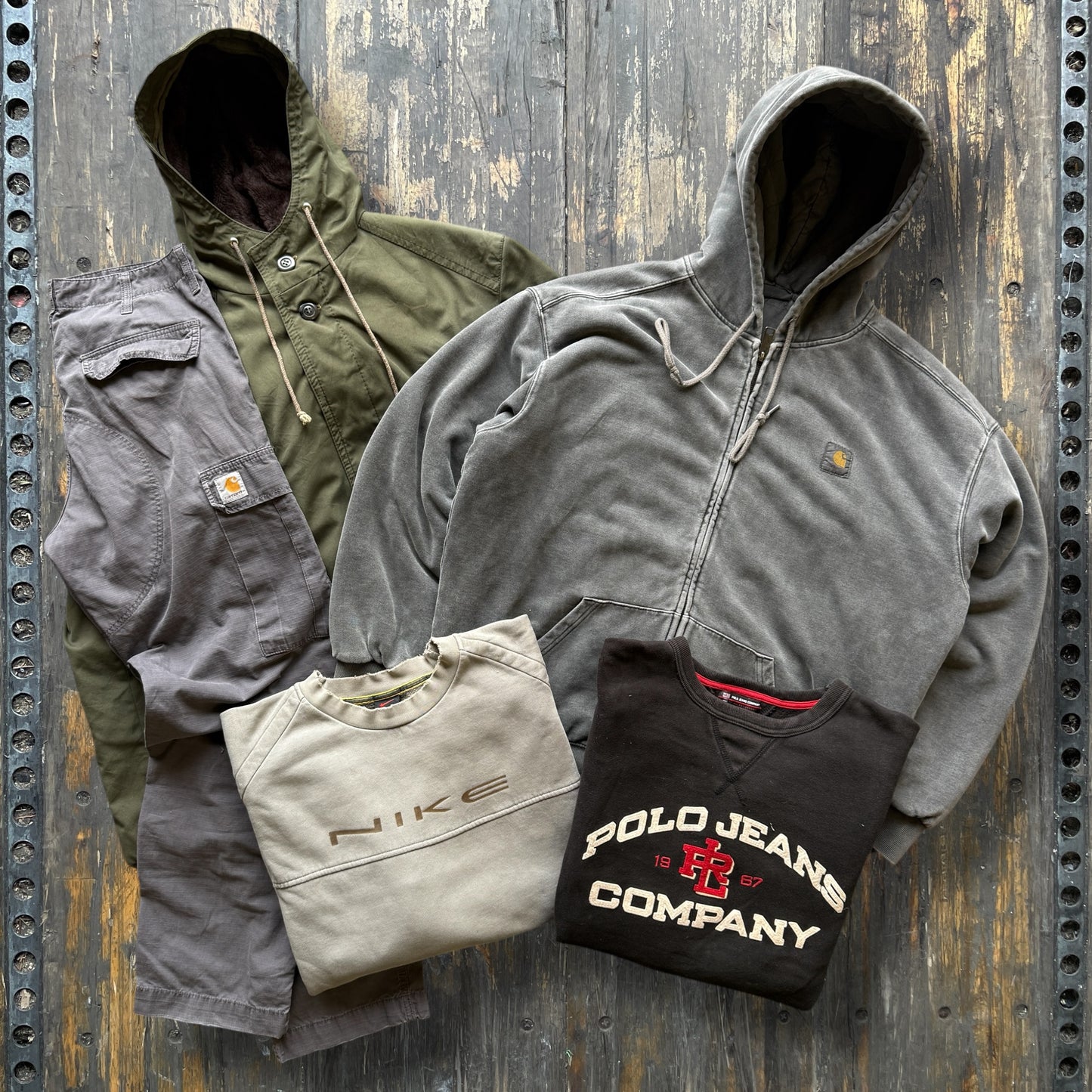 CARHARTT/ WORKWEAR VINTAGE BOX - 5 PIECE